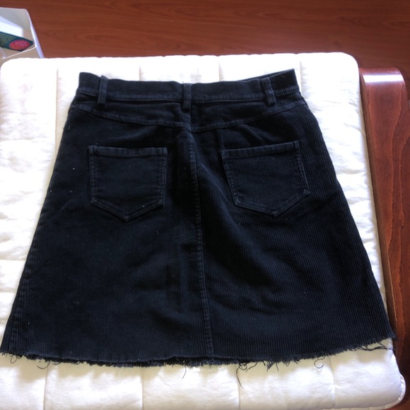 Brandy Melville corduroy skirt - Picture 3 of 3